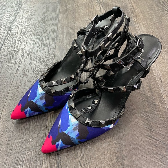 BCBGeneration Darron Watercolor Pump - Picture 2 of 6